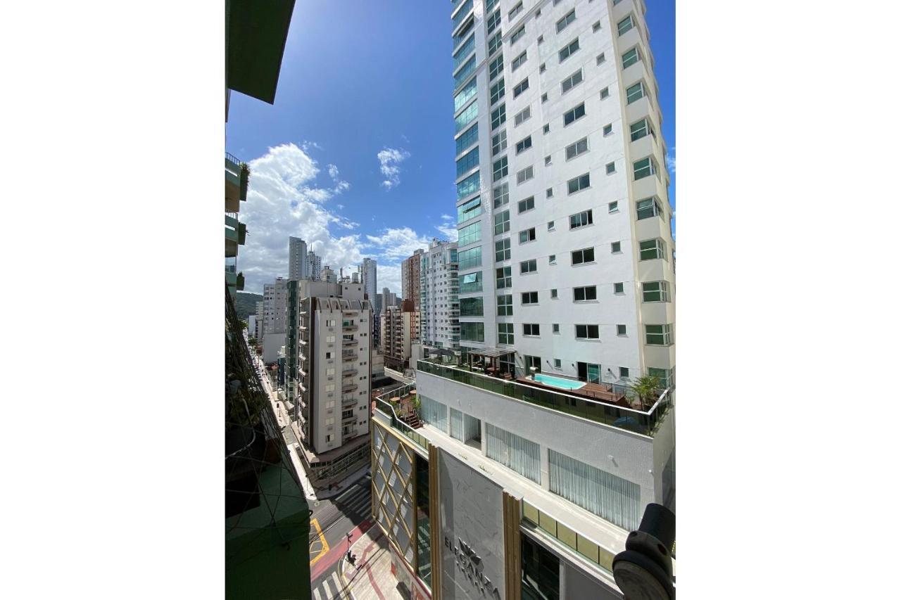 شقة Nvr62B - Quadra Mar, Sacada, 2 Dorm, Climatizado Balneário Camboriú المظهر الخارجي الصورة